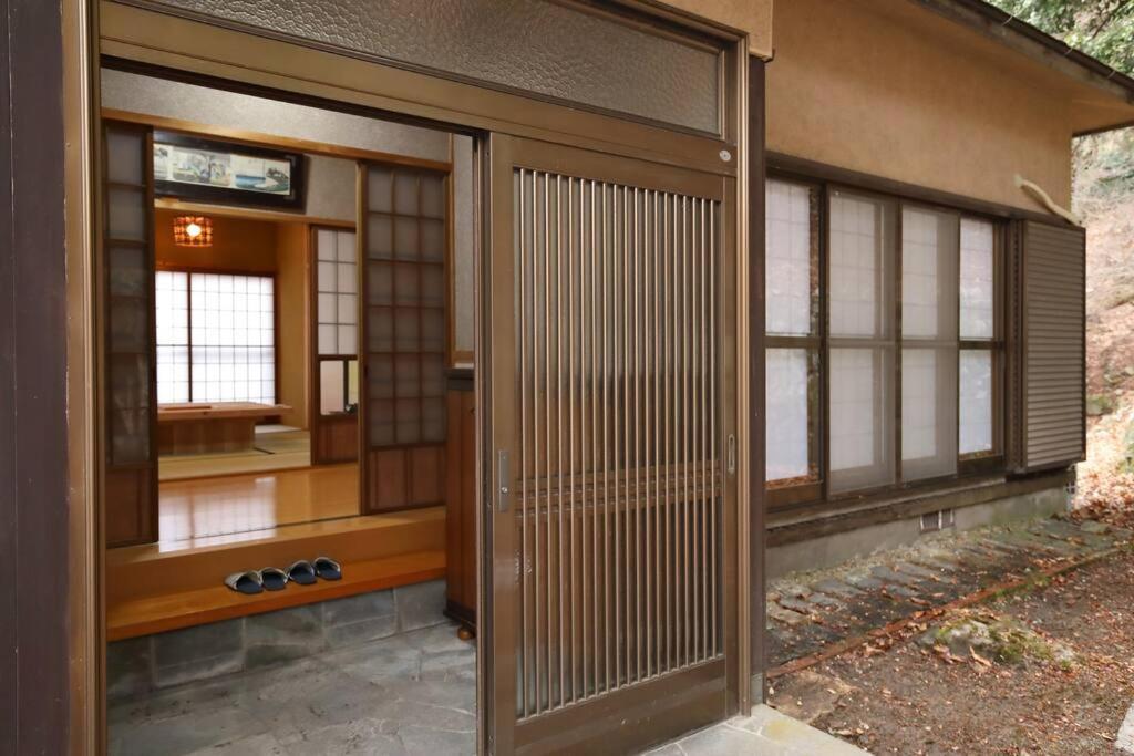 Hat Byakugoji, Japanese Traditional Fireplace　Hat白毫寺　自然豊富な別荘地にある囲炉裏付き一軒家 نارَ المظهر الخارجي الصورة